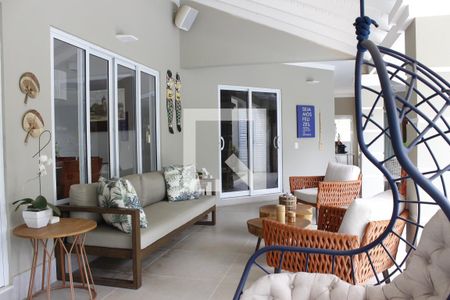 Casa de condomínio à venda com 1000m², 5 quartos e 6 vagasEstar da Varanda