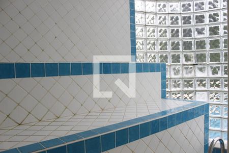 Casa de condomínio à venda com 1000m², 5 quartos e 6 vagasSauna