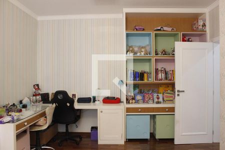 Casa de condomínio à venda com 1000m², 5 quartos e 6 vagasSuíte 2