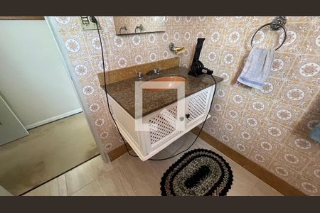 Casa à venda com 650m², 5 quartos e 6 vagas Casa à venda com 650m², 5 quartos e 6 vagasBanheiro da Suíte