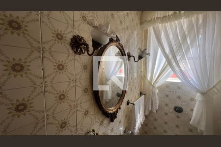 Casa à venda com 650m², 5 quartos e 6 vagas Casa à venda com 650m², 5 quartos e 6 vagasLavabo