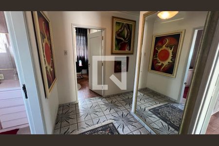 Casa à venda com 650m², 5 quartos e 6 vagas Casa à venda com 650m², 5 quartos e 6 vagasLive