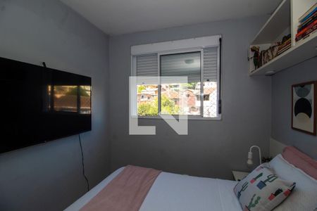 Quarto 1 de apartamento à venda com 2 quartos, 57m² em Teresópolis, Porto Alegre