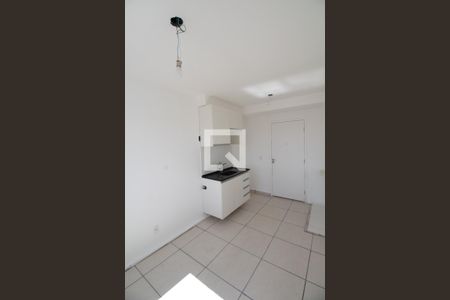 Sala / Cozinha de kitnet/studio para alugar com 1 quarto, 25m² em Cidade Satélite Santa Bárbara, São Paulo