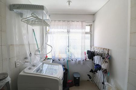 Apartamento à venda com 70m², 3 quartos e 1 vagaÁrea de Serviço