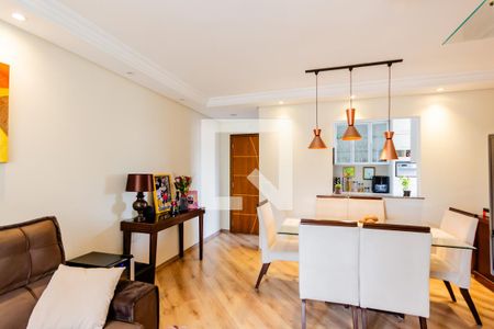Sala de apartamento à venda com 2 quartos, 70m² em Parque das Nações, Santo André
