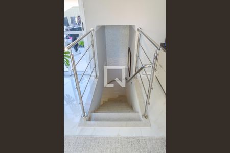 Apartamento à venda com 134m², 3 quartos e 2 vagasEscada