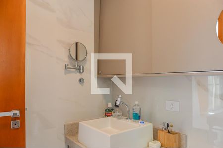 Apartamento à venda com 134m², 3 quartos e 2 vagasBanheiro do Quarto 2 