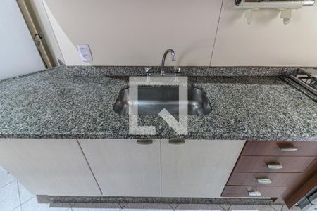 Apartamento à venda com 80m², 2 quartos e 2 vagas Apartamento à venda com 80m², 2 quartos e 2 vagasCozinha e Área de Serviço