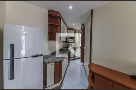Apartamento à venda com 80m², 2 quartos e 2 vagas Apartamento à venda com 80m², 2 quartos e 2 vagasCozinha e Área de Serviço