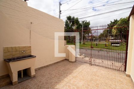 Casa para alugar com 60m², 2 quartos e 1 vagaÁrea de Serviço