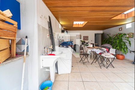 Apartamento à venda com 142m², 2 quartos e 2 vagas Apartamento à venda com 142m², 2 quartos e 2 vagasÁrea de Serviço