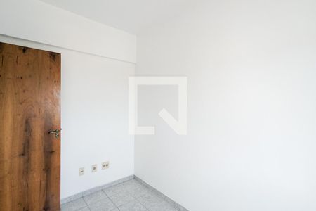 Apartamento à venda com 80m², 3 quartos e 2 vagasQuarto 2