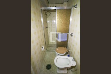 Banheiro de apartamento à venda com 1 quarto, 60m² em Centro Histórico, Porto Alegre
