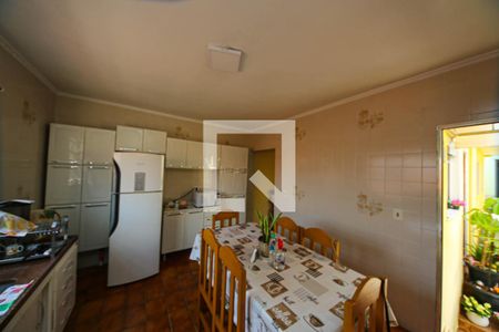 Casa à venda com 280m², 4 quartos e 2 vagasCozinha 2