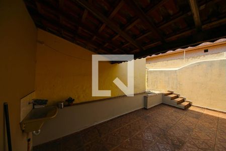 Casa à venda com 280m², 4 quartos e 2 vagasÁrea de Serviço 2