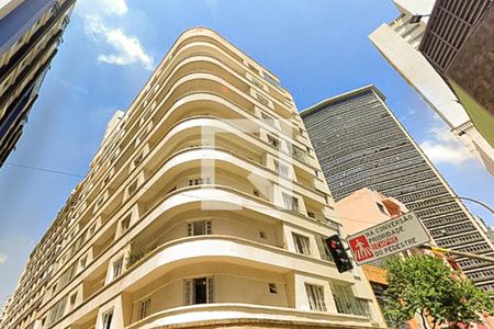 Apartamento à venda com 44m², 1 quarto e sem vaga Apartamento à venda com 44m², 1 quarto e sem vagaFachada