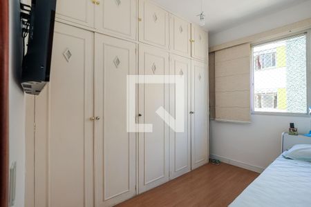 Apartamento à venda com 66m², 2 quartos e 1 vagaQuarto 2