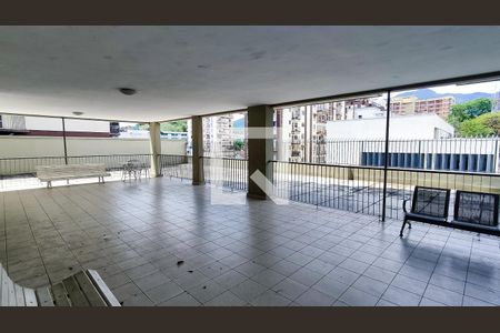 Apartamento à venda com 66m², 2 quartos e 1 vagaÁrea comum - Playground