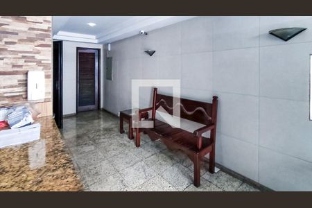 Apartamento à venda com 66m², 2 quartos e 1 vagaFachada e portaria