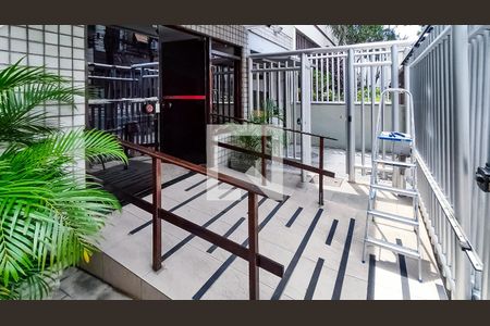 Apartamento à venda com 66m², 2 quartos e 1 vagaFachada e portaria