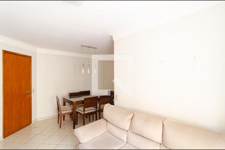 Sala de apartamento para alugar com 3 quartos, 75m² em Chácara Inglesa, São Paulo