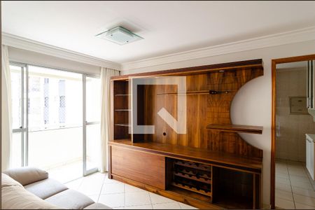 Sala de apartamento para alugar com 3 quartos, 75m² em Chácara Inglesa, São Paulo