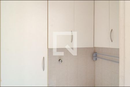 Apartamento para alugar com 75m², 3 quartos e 2 vagasBanheiro de Serviço