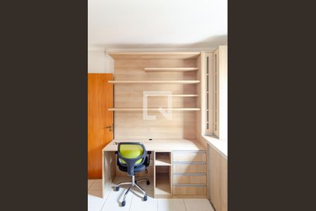 Apartamento para alugar com 75m², 3 quartos e 2 vagasQuarto 3