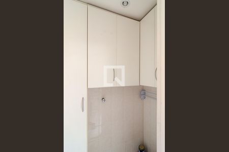 Apartamento para alugar com 75m², 3 quartos e 2 vagasBanheiro de Serviço
