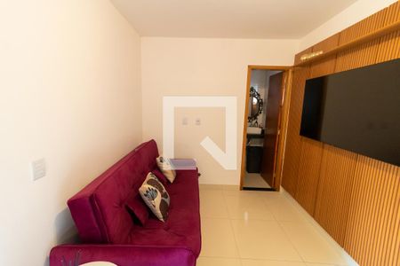 Sala de TV de apartamento à venda com 2 quartos, 53m² em Vila Guilhermina, São Paulo