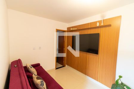 Sala de TV de apartamento à venda com 2 quartos, 53m² em Vila Guilhermina, São Paulo