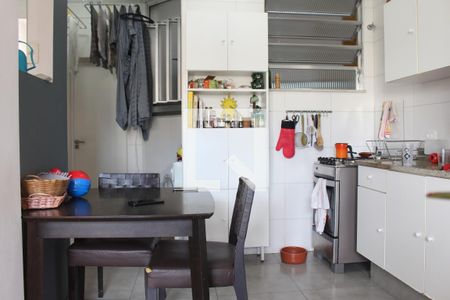 Cozinha de apartamento à venda com 2 quartos, 68m² em Humaitá, Rio de Janeiro