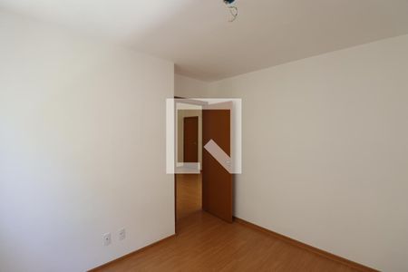 Quarto 2 de apartamento para alugar com 2 quartos, 55m² em Vila Lage, São Gonçalo