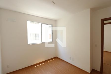 Quarto 2 de apartamento para alugar com 2 quartos, 55m² em Vila Lage, São Gonçalo