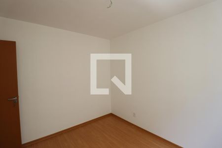 Quarto 2 de apartamento para alugar com 2 quartos, 55m² em Vila Lage, São Gonçalo