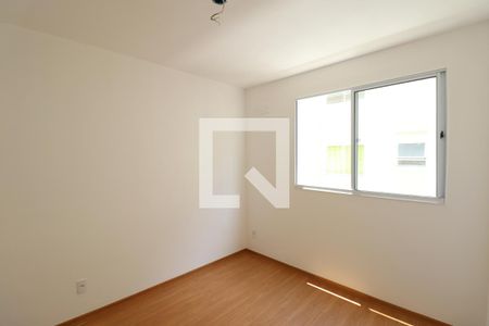 Quarto 2 de apartamento para alugar com 2 quartos, 55m² em Vila Lage, São Gonçalo