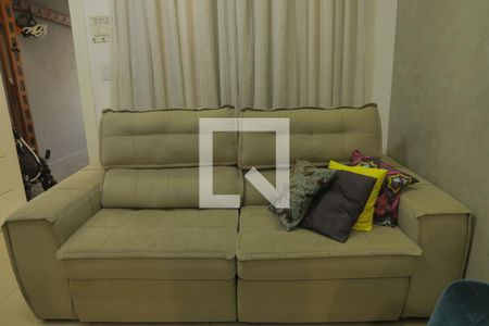Sala de casa para alugar com 2 quartos, 110m² em Parque Imperial, São Paulo