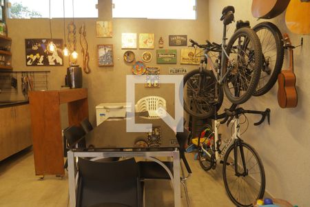 Casa para alugar com 110m², 2 quartos e 1 vagaÁrea gourmet