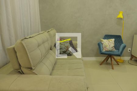 Sala de casa para alugar com 2 quartos, 110m² em Parque Imperial, São Paulo