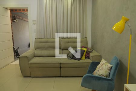 Sala de casa para alugar com 2 quartos, 110m² em Parque Imperial, São Paulo