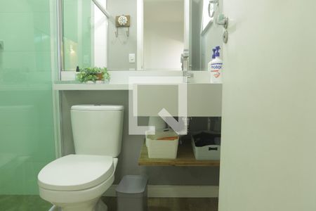 Banheiro Social de casa para alugar com 2 quartos, 110m² em Parque Imperial, São Paulo