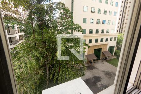 Sala  - vista de apartamento à venda com 2 quartos, 100m² em Jardim Paulista, São Paulo