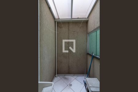 Apartamento para alugar com 44m², 2 quartos e sem vaga Apartamento para alugar com 44m², 2 quartos e sem vagaÁrea de Serviço