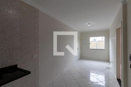 Sala e Cozinha Integrada de apartamento para alugar com 2 quartos, 44m² em Vila Granada, São Paulo