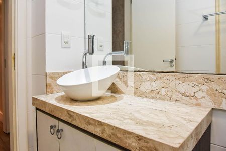 Apartamento à venda com 113m², 3 quartos e 2 vagasBanheiro da Suíte