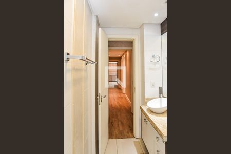 Apartamento à venda com 113m², 3 quartos e 2 vagasBanheiro da Suíte