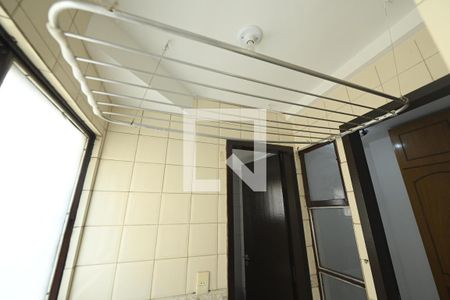 Apartamento à venda com 85m², 3 quartos e 1 vaga Apartamento à venda com 85m², 3 quartos e 1 vagaVaral