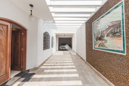 Entrada e Garagem de casa à venda com 3 quartos, 330m² em Jardim São Paulo(zona Norte), São Paulo