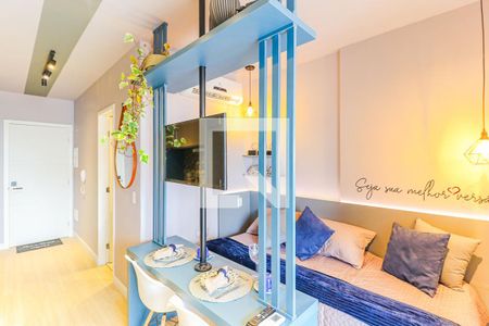 Sala de apartamento à venda com 1 quarto, 24m² em Jardim das Acácias, São Paulo